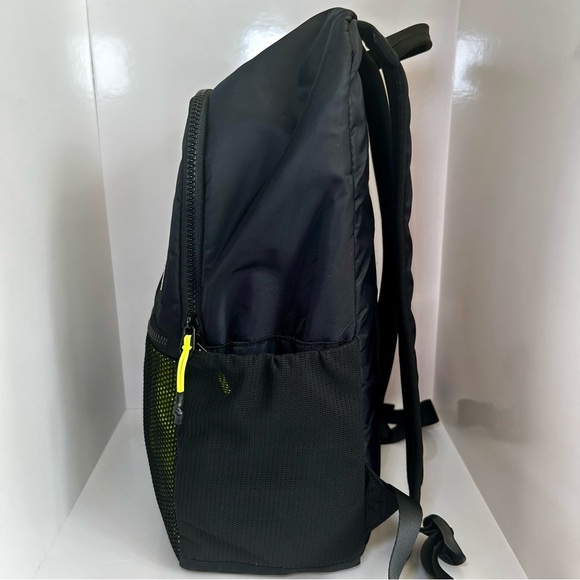 Zyia Active Unisex Black and Lime Green Backpack, Excellent New Condition - Picture 7 of 8